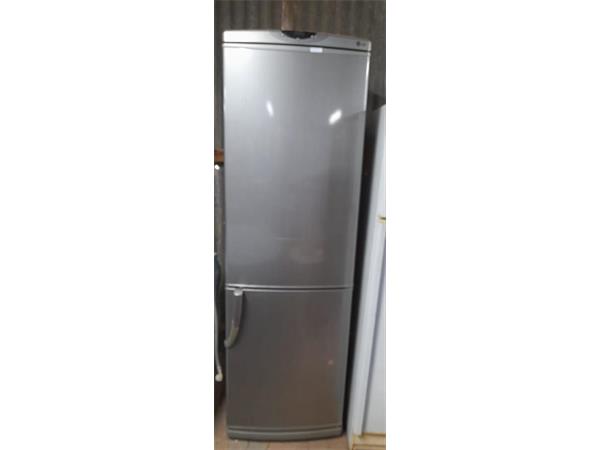 ~/upload/Lots/51550/nr5aleyldllqw/Lot 072 LG Combo Fridge Freezer (1)_t600x450.jpg